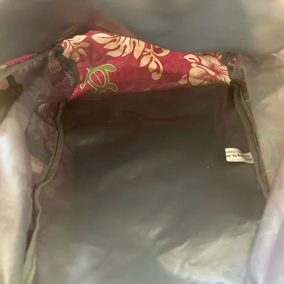 JY Trading Co. Hawaiian Floral Kids Backpack, MSRP $19 - Picture 6 of 8